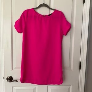 Mottoshop short sleeve hot pink shift dress